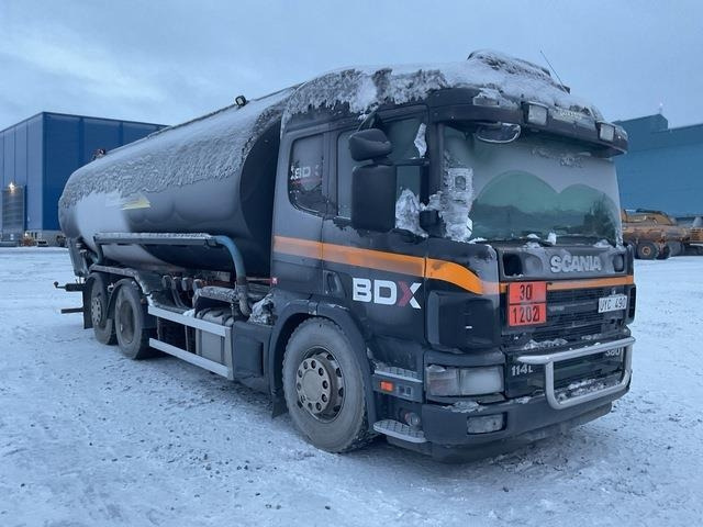 Scania P114LB-380 - Camión cisterna: foto 4 Scania P114LB-380 - Camión cisterna: foto 4