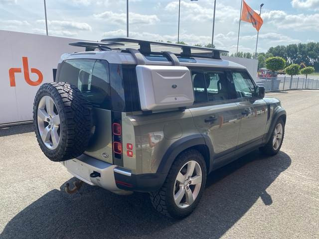 Land Rover Defender 110 - Coche: foto 4 Land Rover Defender 110 - Coche: foto 4