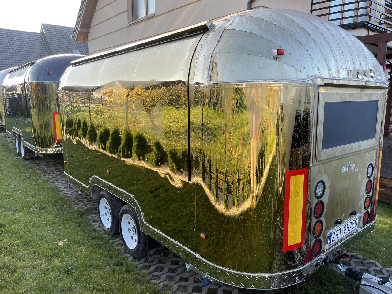 SHINE Summer S GOLD - Remolque venta ambulante: foto 3 SHINE Summer S GOLD - Remolque venta ambulante: foto 3