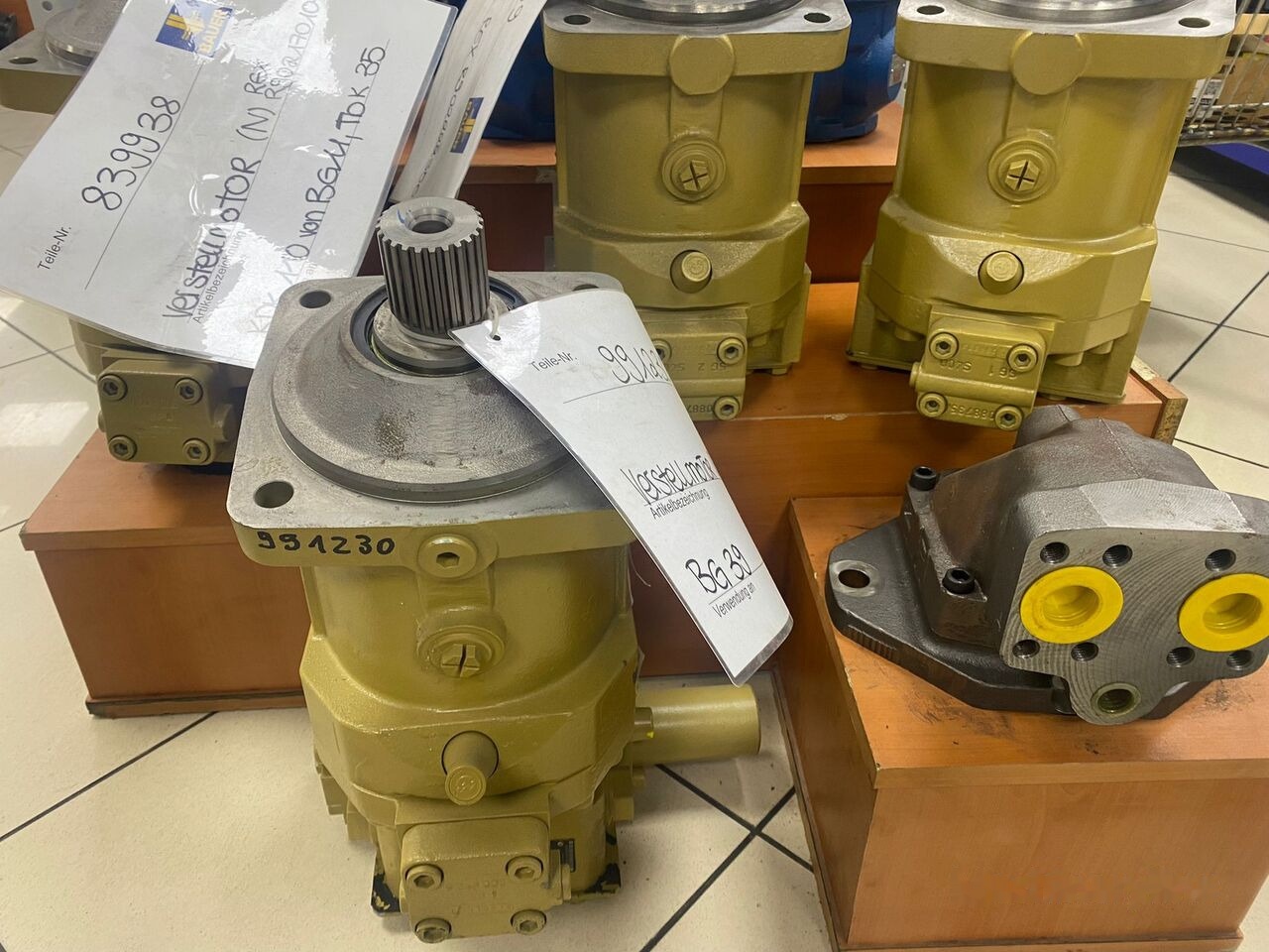 Rexroth KDK110 VON BGM, 35 R902170107 for pile driver - Motor hidráulico: foto 1 Rexroth KDK110 VON BGM, 35 R902170107 for pile driver - Motor hidráulico: foto 1