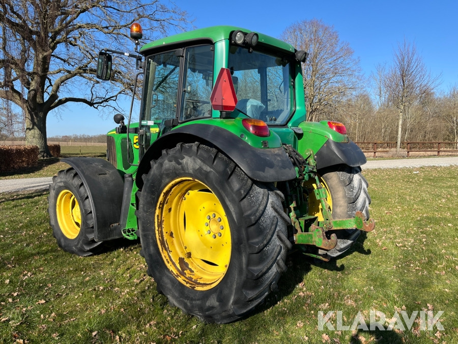 Traktor John Deere 6320 M med frontlift - Tractor: foto 2 Traktor John Deere 6320 M med frontlift - Tractor: foto 2