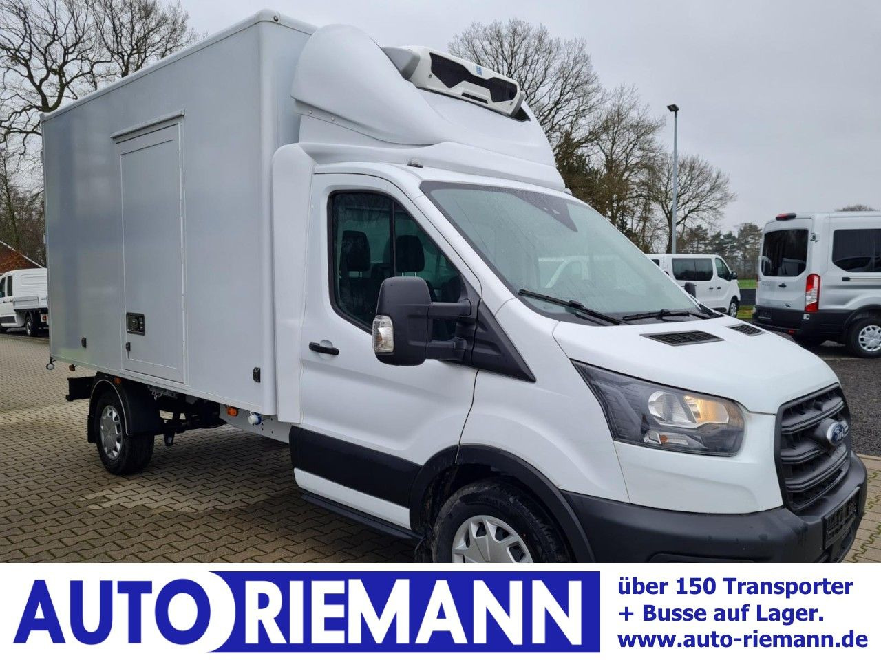 Ford Transit 350 Kühlkoffer STAND+FAHRKÜHLUNG TREND Ford Transit 350 Kühlkoffer STAND+FAHRKÜHLUNG TREND - Furgoneta frigorifica: foto 1 Ford Transit 350 Kühlkoffer STAND+FAHRKÜHLUNG TREND Ford Transit 350 Kühlkoffer STAND+FAHRKÜHLUNG TREND - Furgoneta frigorifica: foto 1