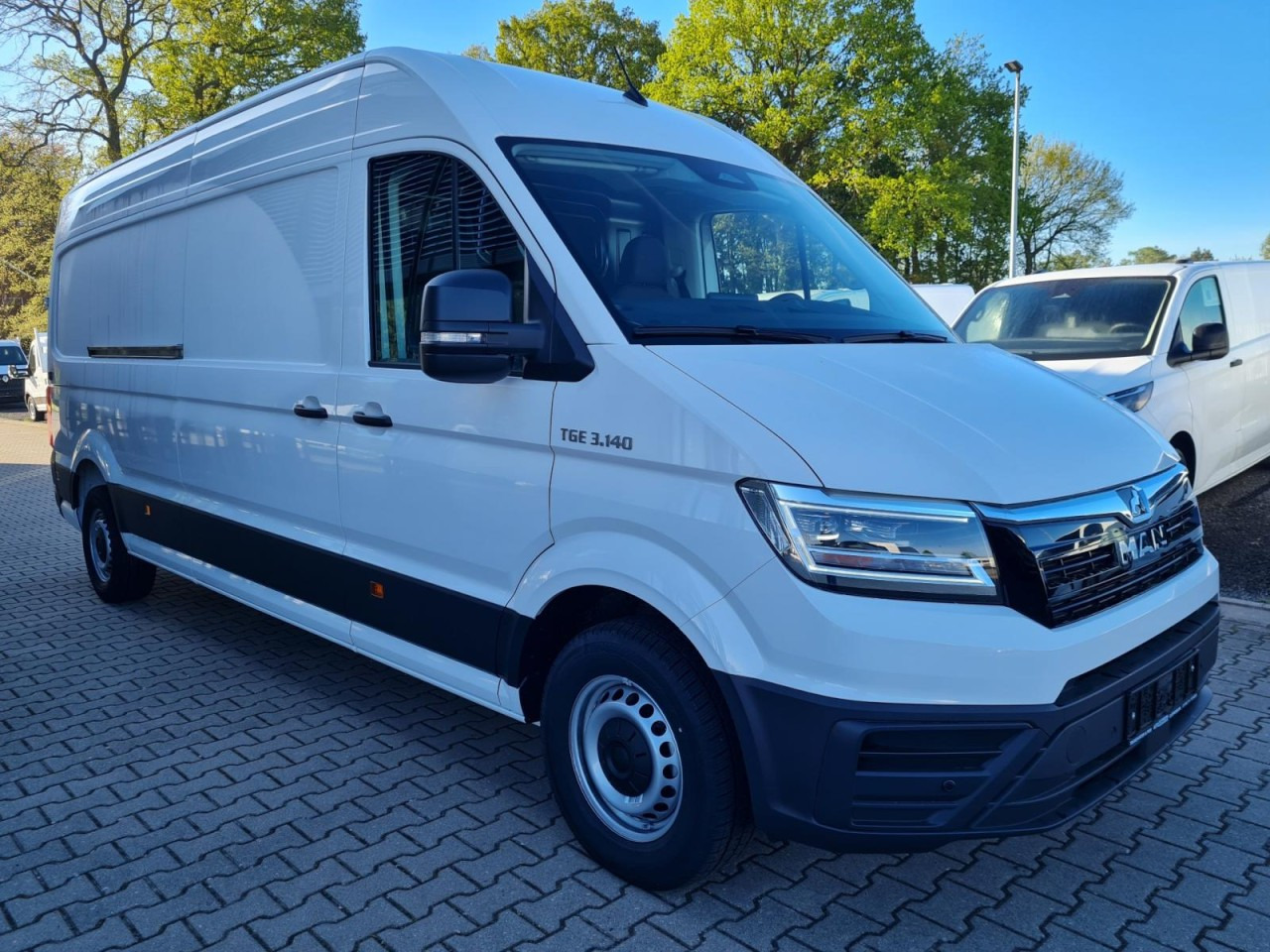 Man TGE 3.140 Kasten lang L4H3 KAMERA LED HOLZLADEBODEN - Furgón: foto 3 Man TGE 3.140 Kasten lang L4H3 KAMERA LED HOLZLADEBODEN - Furgón: foto 3