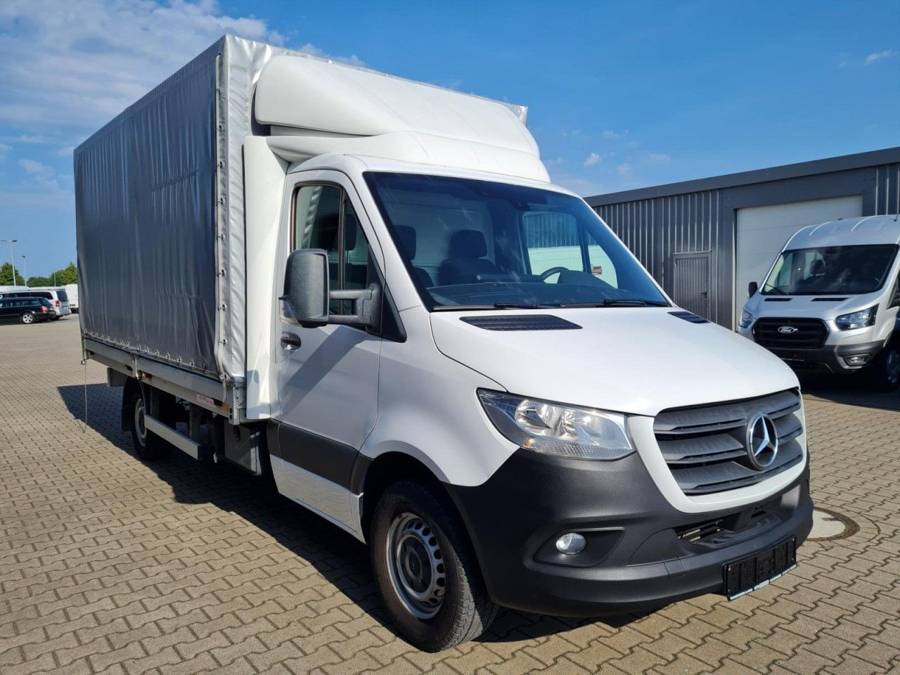 Mercedes-Benz Sprinter 316 CDI Pritsche Schiebe Plane RWD - Furgoneta con lona: foto 4 Mercedes-Benz Sprinter 316 CDI Pritsche Schiebe Plane RWD - Furgoneta con lona: foto 4