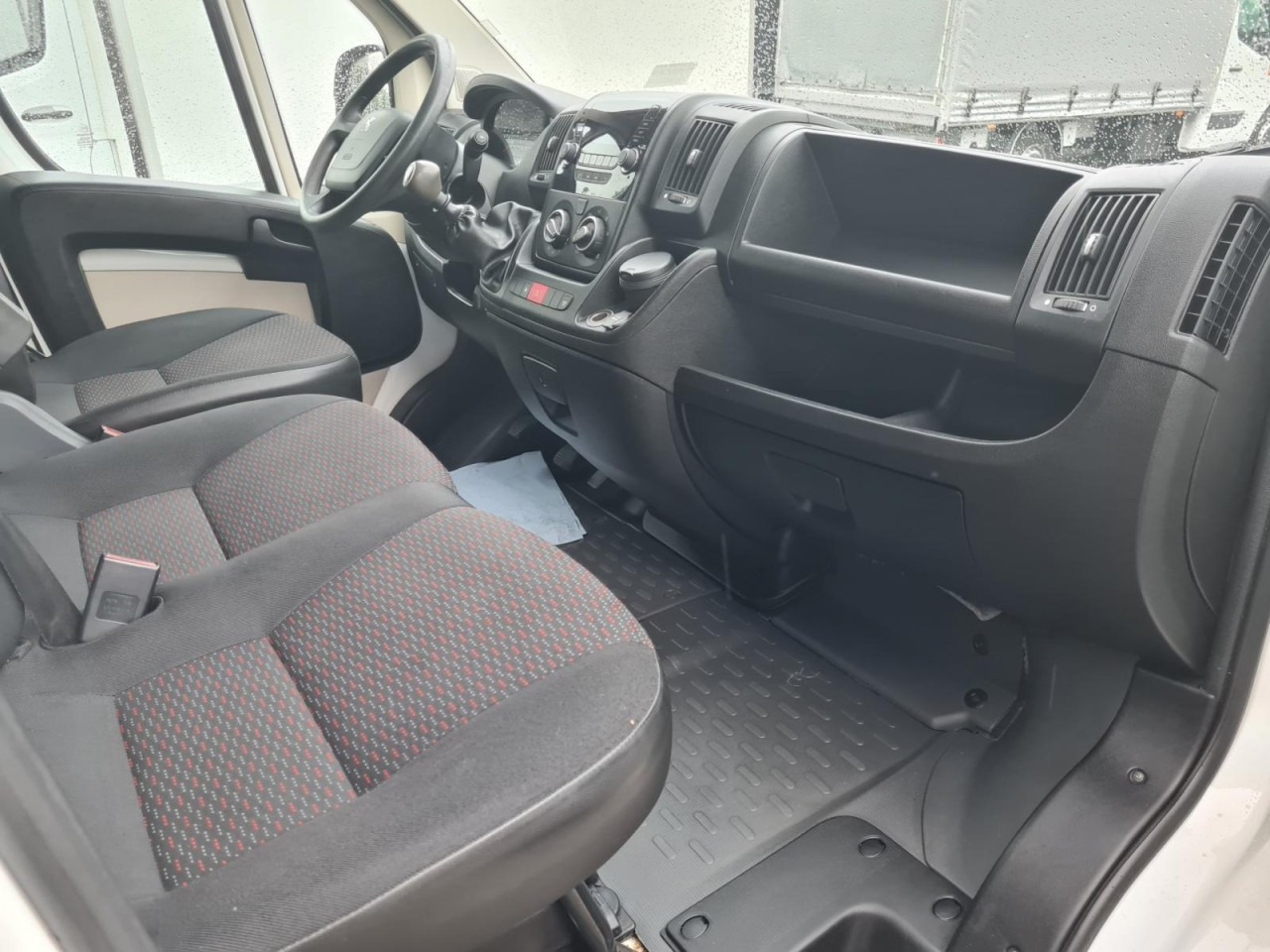 Furgoneta pequeña, Furgoneta combi Peugeot Boxer Kasten L3H2 Doka 6-Sitze AHK PDC KLIMA: foto 14