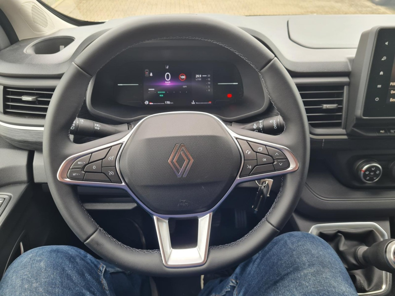 Leasing de  Renault Trafic Kühlkasten 3.0t L2 KLIMA LED NAVI/APP TEMPO Renault Trafic Kühlkasten 3.0t L2 KLIMA LED NAVI/APP TEMPO: foto 8