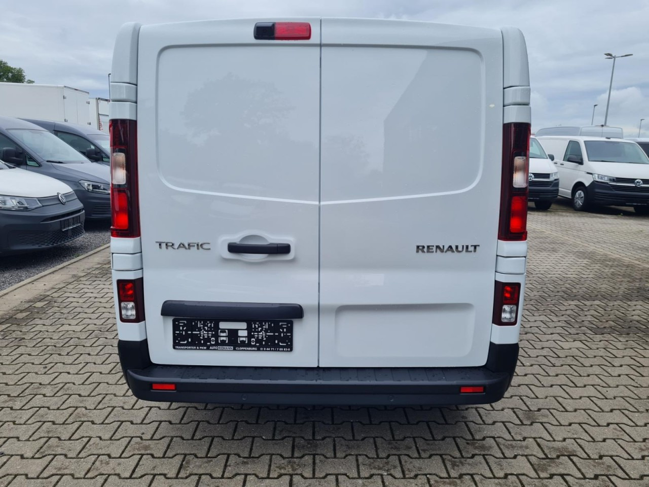 Leasing de  Renault Trafic Kühlkasten 3.0t L2 KLIMA LED NAVI/APP TEMPO Renault Trafic Kühlkasten 3.0t L2 KLIMA LED NAVI/APP TEMPO: foto 16