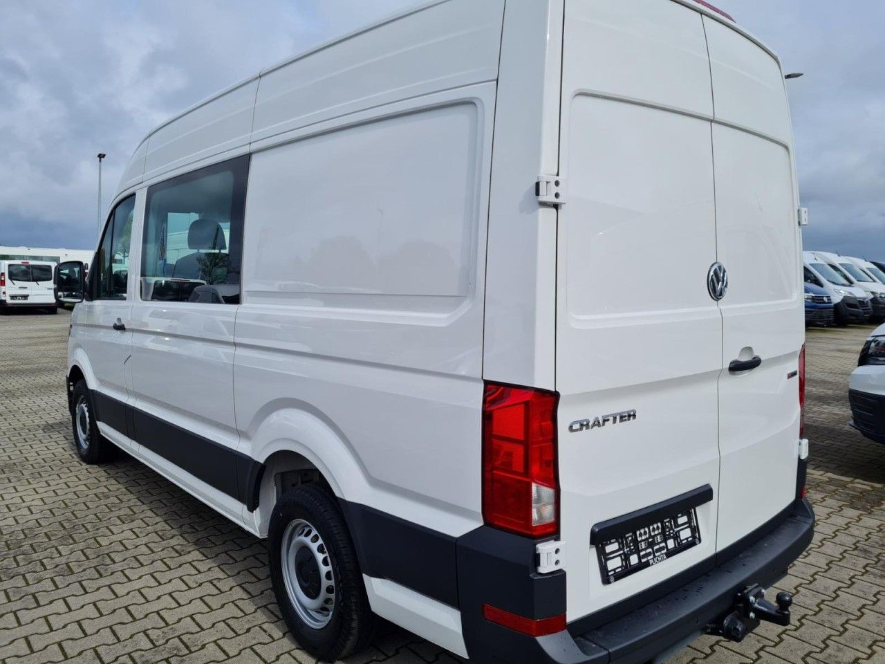 Volkswagen Crafter 35 Kasten PLUS MIXTO DOKA 4motion L3H3 - Furgón, Furgoneta combi: foto 5 Volkswagen Crafter 35 Kasten PLUS MIXTO DOKA 4motion L3H3 - Furgón, Furgoneta combi: foto 5
