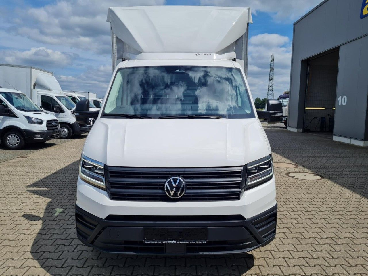Volkswagen Crafter 35 TDI Pritsche Schiebe Plane LED TEMPOM - Furgoneta con lona: foto 2 Volkswagen Crafter 35 TDI Pritsche Schiebe Plane LED TEMPOM - Furgoneta con lona: foto 2