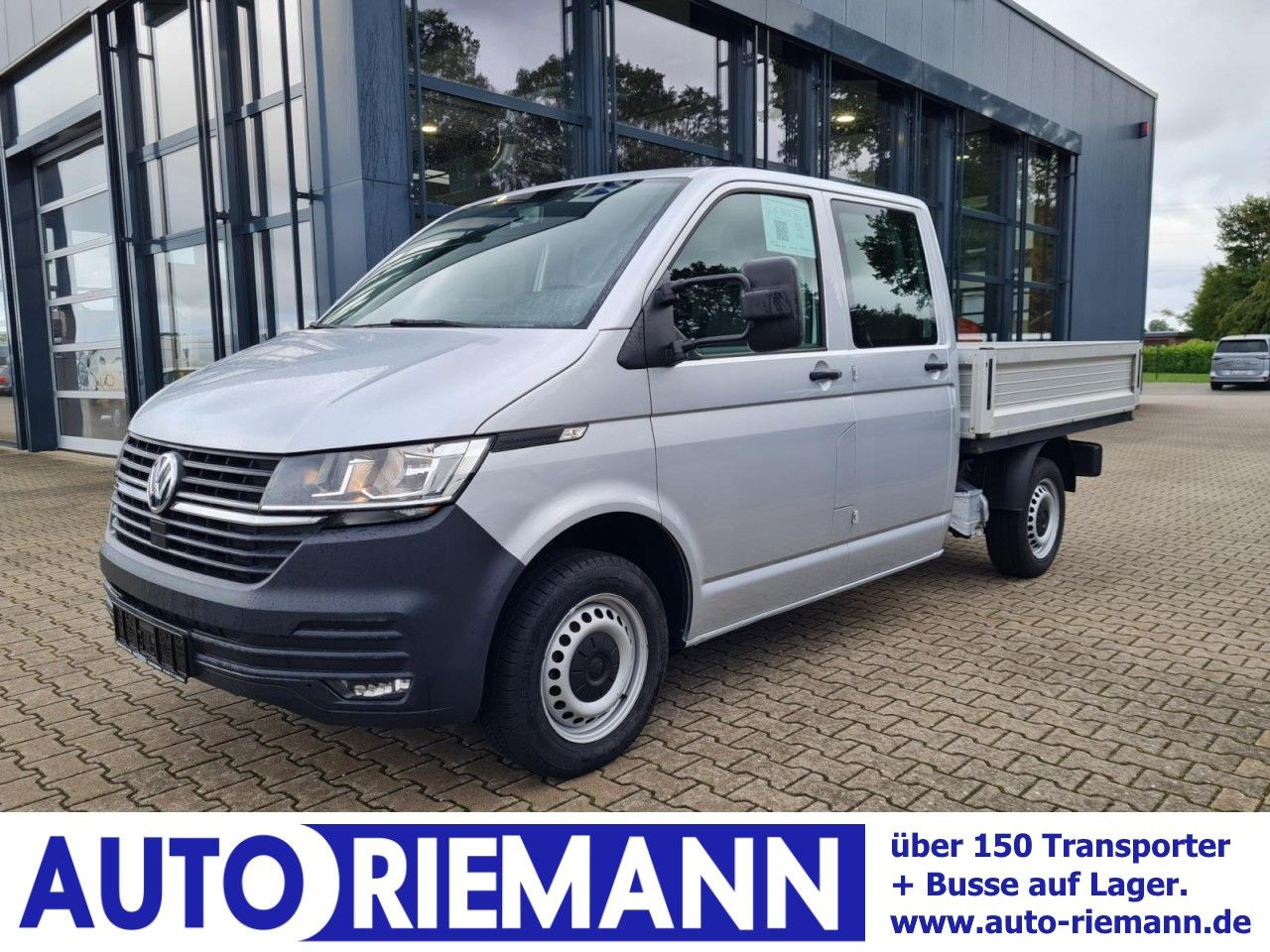 Volkswagen T6.1 Doka Pritsche Plane 6-Sitze Klima Komfort - Furgoneta con lona, Furgoneta combi: foto 1 Volkswagen T6.1 Doka Pritsche Plane 6-Sitze Klima Komfort - Furgoneta con lona, Furgoneta combi: foto 1