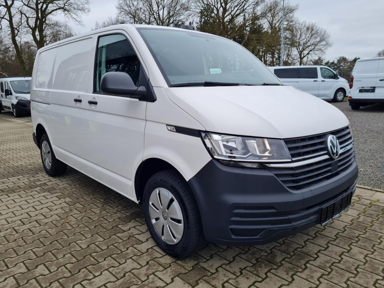 Volkswagen T6.1 Kasten KR Heckklappe KAMERA KLIMA ALLWETTER - Furgoneta pequeña: foto 3 Volkswagen T6.1 Kasten KR Heckklappe KAMERA KLIMA ALLWETTER - Furgoneta pequeña: foto 3