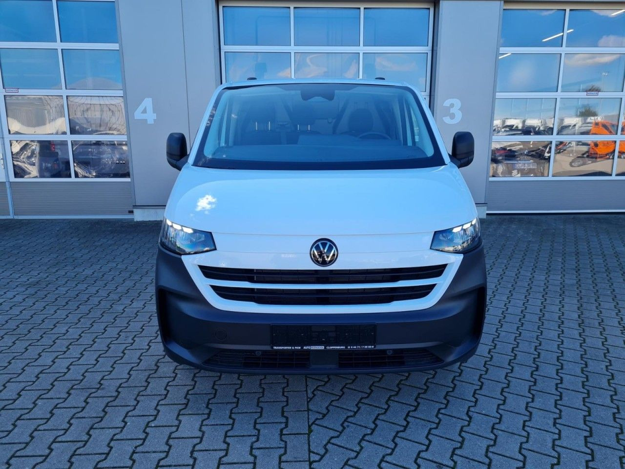 Volkswagen T7 Kasten TDI 4Motion LR L2H1 LED KAMERA TEMPOMA - Furgoneta pequeña: foto 2 Volkswagen T7 Kasten TDI 4Motion LR L2H1 LED KAMERA TEMPOMA - Furgoneta pequeña: foto 2