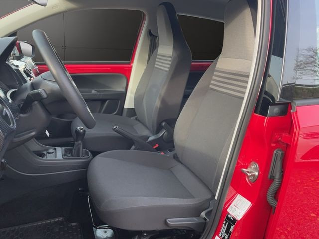 Volkswagen up! 5-tg. DAB Fensterheber Klima Servo Winter ZV - Coche: foto 4 Volkswagen up! 5-tg. DAB Fensterheber Klima Servo Winter ZV - Coche: foto 4