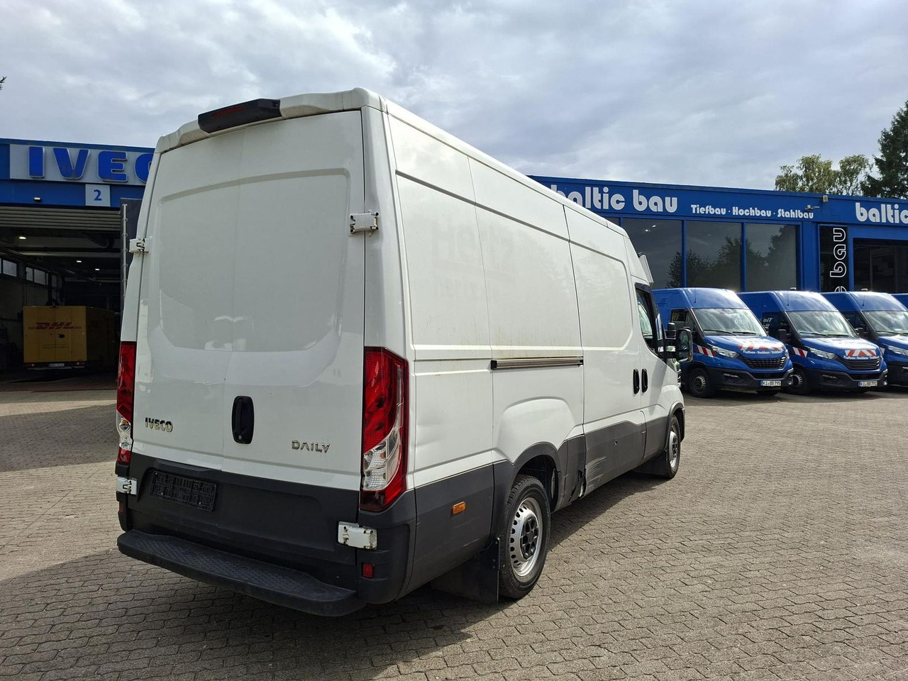 Iveco Daily 35 S16 V 3520L Klima 115 kW (156 PS), S... - Furgón: foto 5 Iveco Daily 35 S16 V 3520L Klima 115 kW (156 PS), S... - Furgón: foto 5
