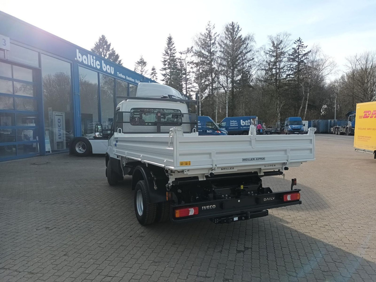 Iveco Daily 70C18H Dreiseitenkipper ab 0% Finanzieren - Furgoneta basculante: foto 3 Iveco Daily 70C18H Dreiseitenkipper ab 0% Finanzieren - Furgoneta basculante: foto 3