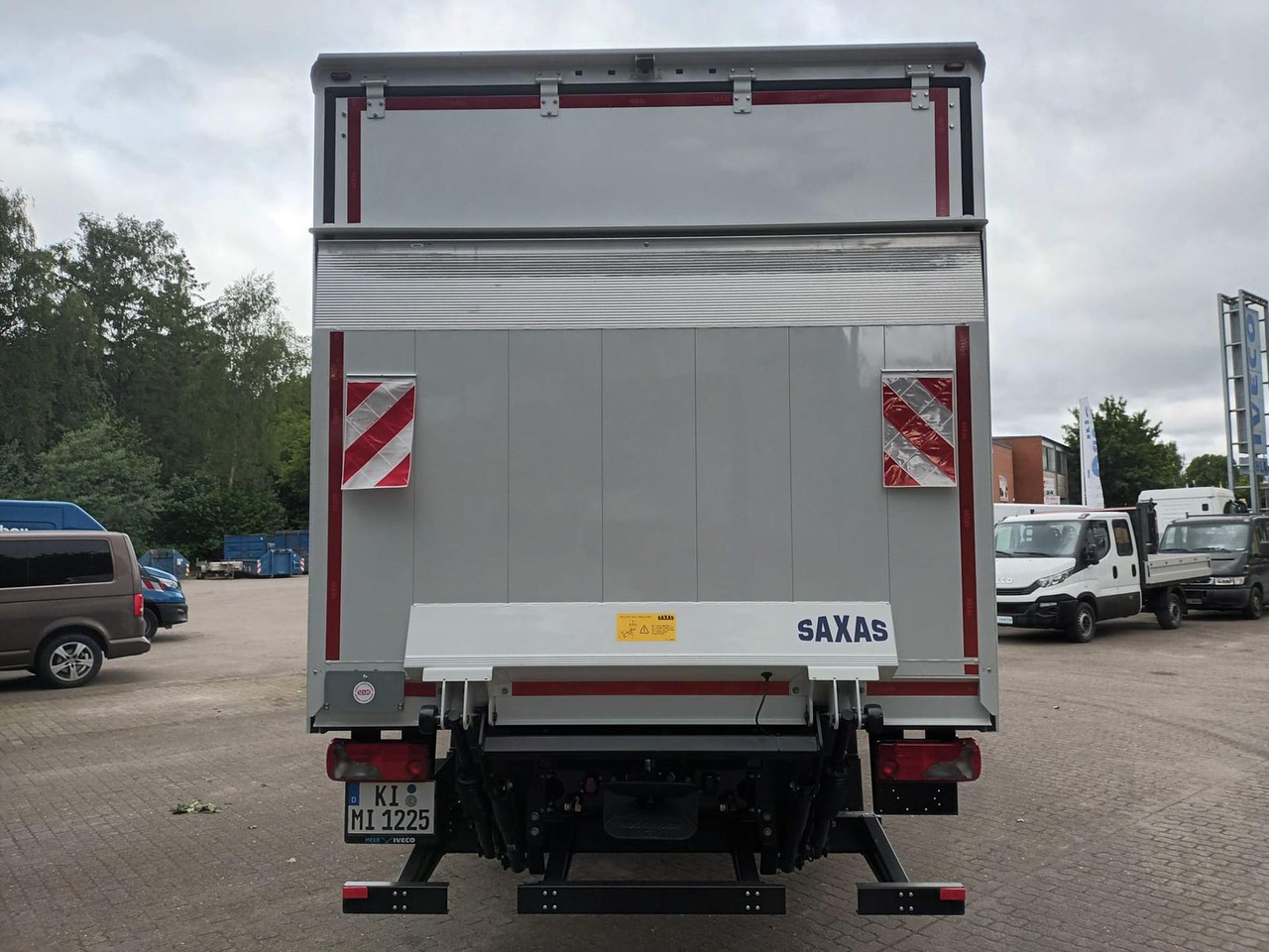 Iveco ML120E25/P KOFFER LBW 1,5t SAXAS AHK 185 kW (... - Camión lona: foto 3 Iveco ML120E25/P KOFFER LBW 1,5t SAXAS AHK 185 kW (... - Camión lona: foto 3