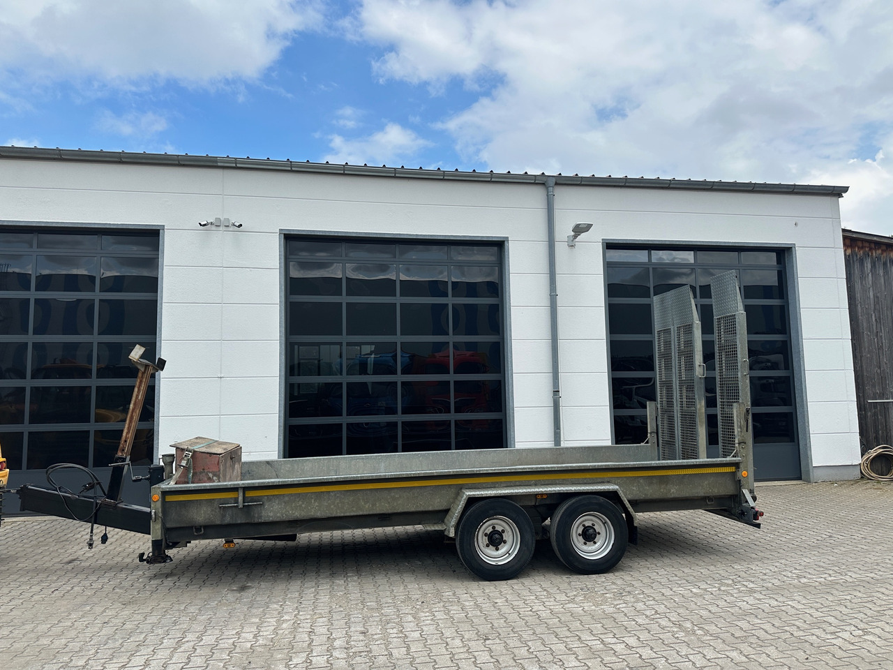 Demmler Tandem-Tiefladeranhänger Fräsenanhänger - Remolque góndola rebajadas: foto 2 Demmler Tandem-Tiefladeranhänger Fräsenanhänger - Remolque góndola rebajadas: foto 2