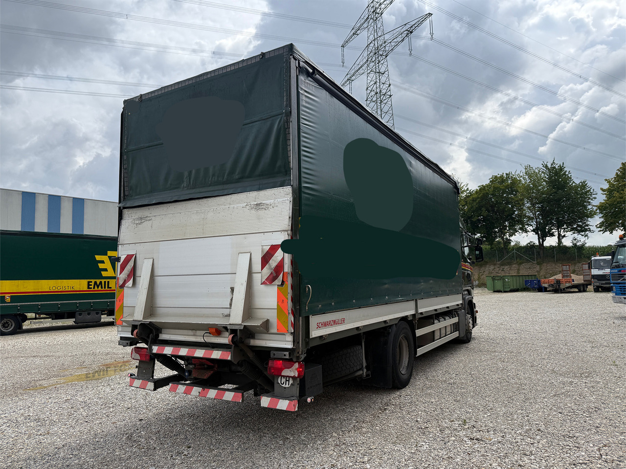 Scania R450 Gardine+Bordwand+Edscha AHK LBW - Camión lona: foto 4 Scania R450 Gardine+Bordwand+Edscha AHK LBW - Camión lona: foto 4
