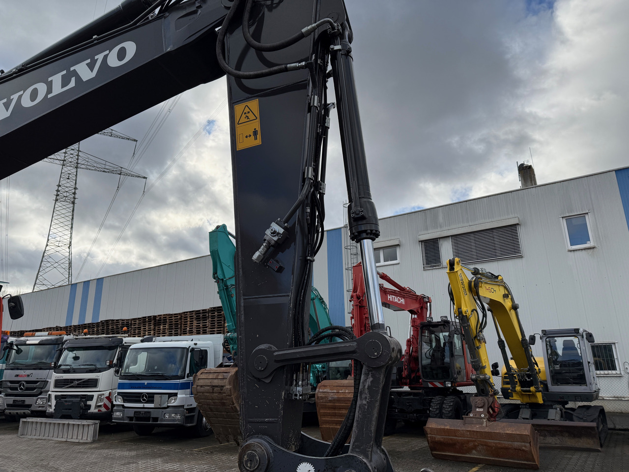 Excavadora de cadenas Volvo EC220 EL Kettenbagger Klima 180 Grad LED TOP!: foto 12