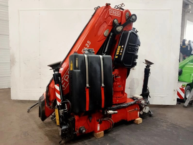 Grúa Fassi F425RA.2.23 E-DYNAMIC - Grúa para camión para Camión: foto 4 Grúa Fassi F425RA.2.23 E-DYNAMIC - Grúa para camión para Camión: foto 4