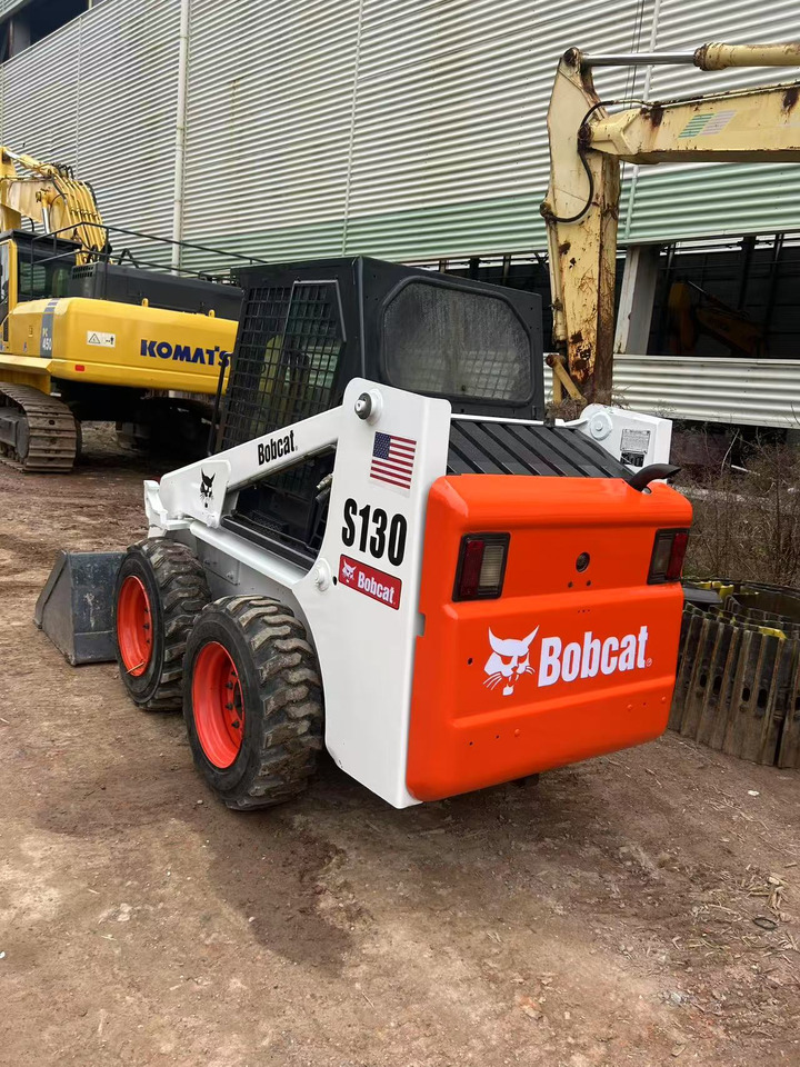 Bobcat S130 - Minicargadora: foto 3 Bobcat S130 - Minicargadora: foto 3