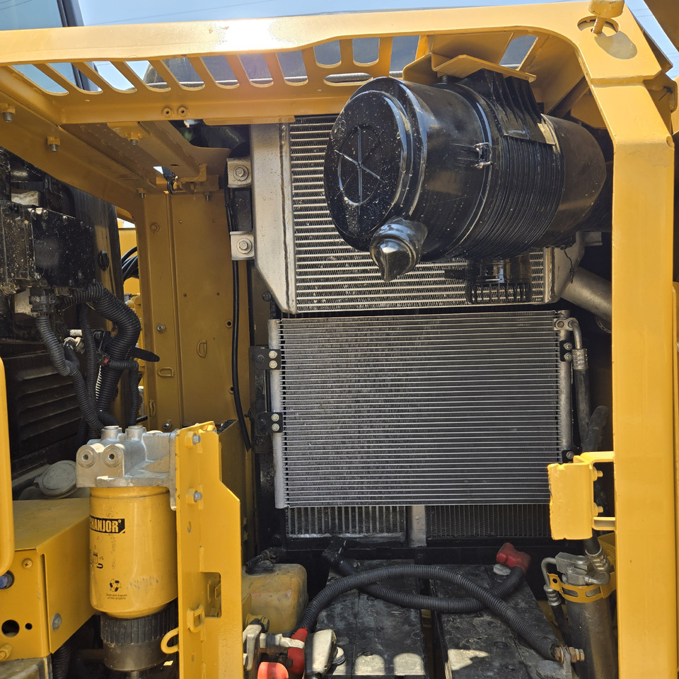 Excavadora CATERPILLAR 312D: foto 7 Excavadora CATERPILLAR 312D: foto 7