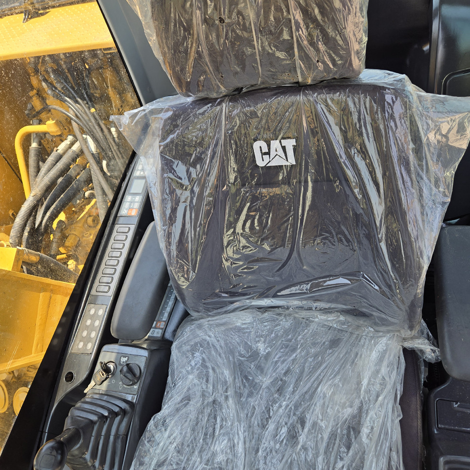 Excavadora CATERPILLAR 312D: foto 12 Excavadora CATERPILLAR 312D: foto 12