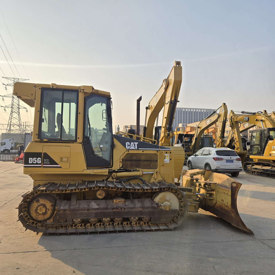 CATERPILLAR D5G - Bulldozer: foto 5 CATERPILLAR D5G - Bulldozer: foto 5