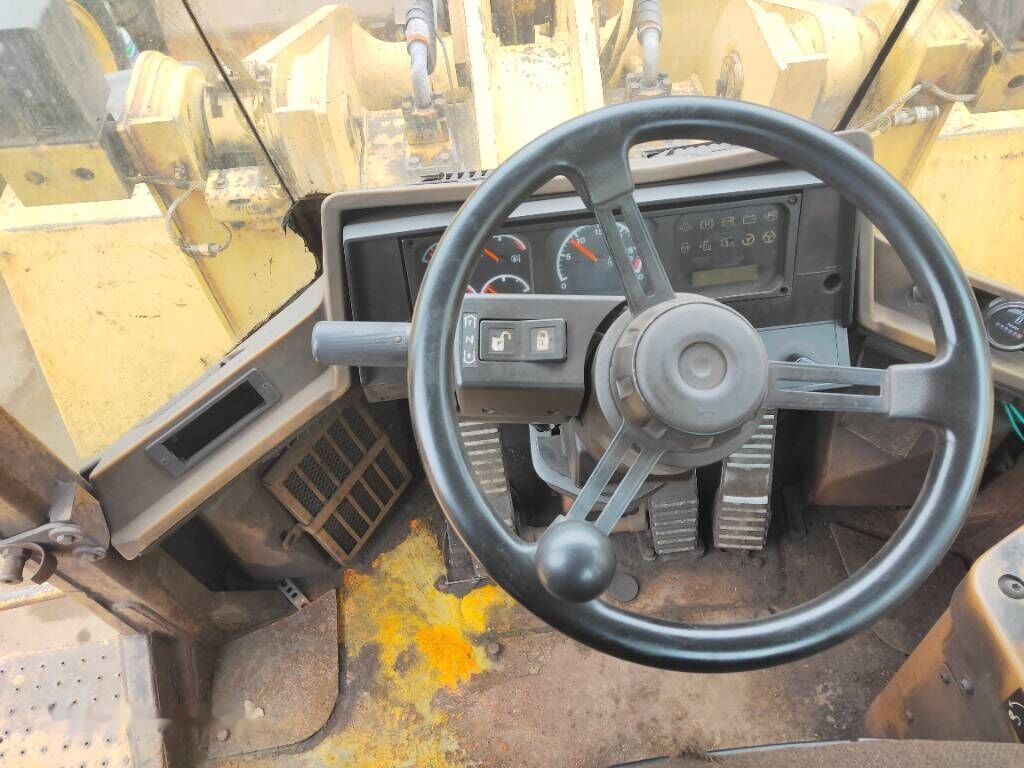 Cargadora de ruedas Caterpillar 966 F: foto 7