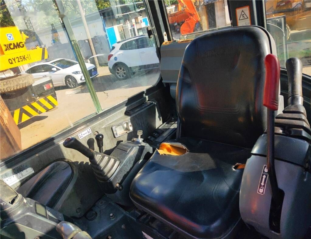 Hitachi ZX55UR - Miniexcavadora: foto 4 Hitachi ZX55UR - Miniexcavadora: foto 4