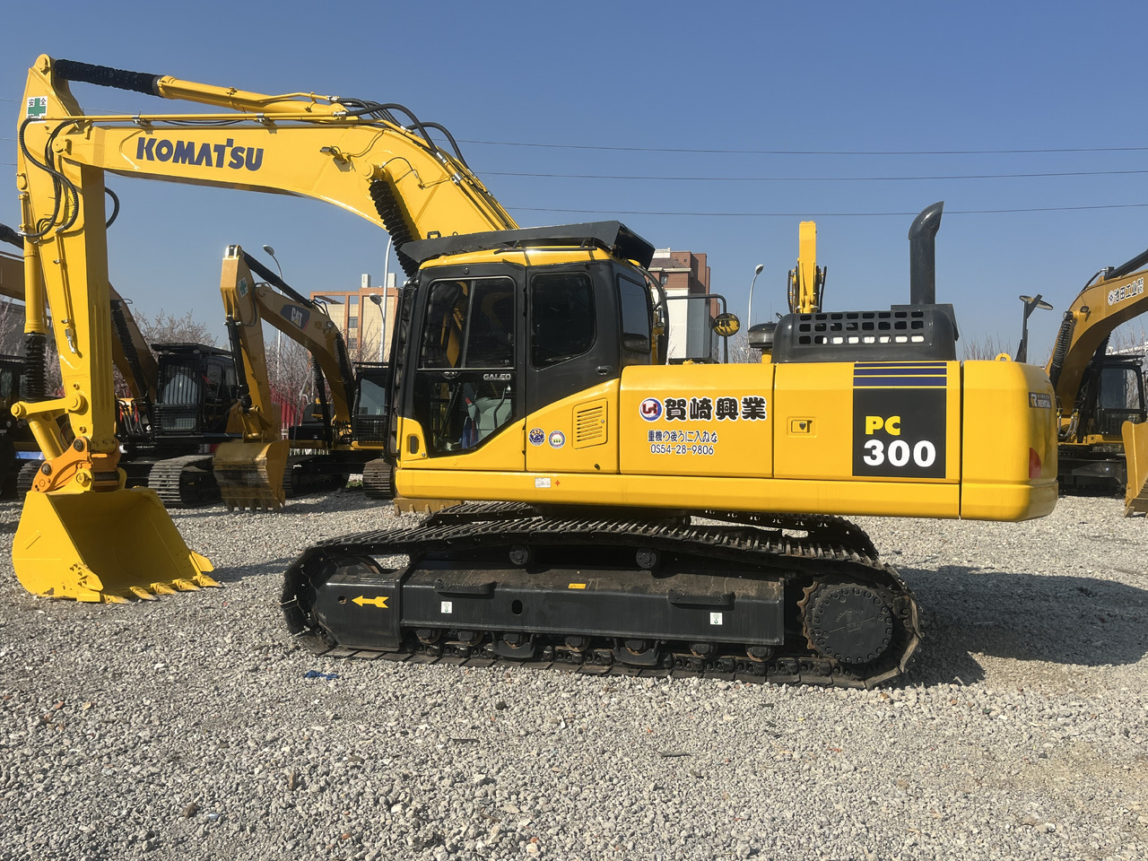 Excavadora de cadenas Komatsu PC300: foto 8
