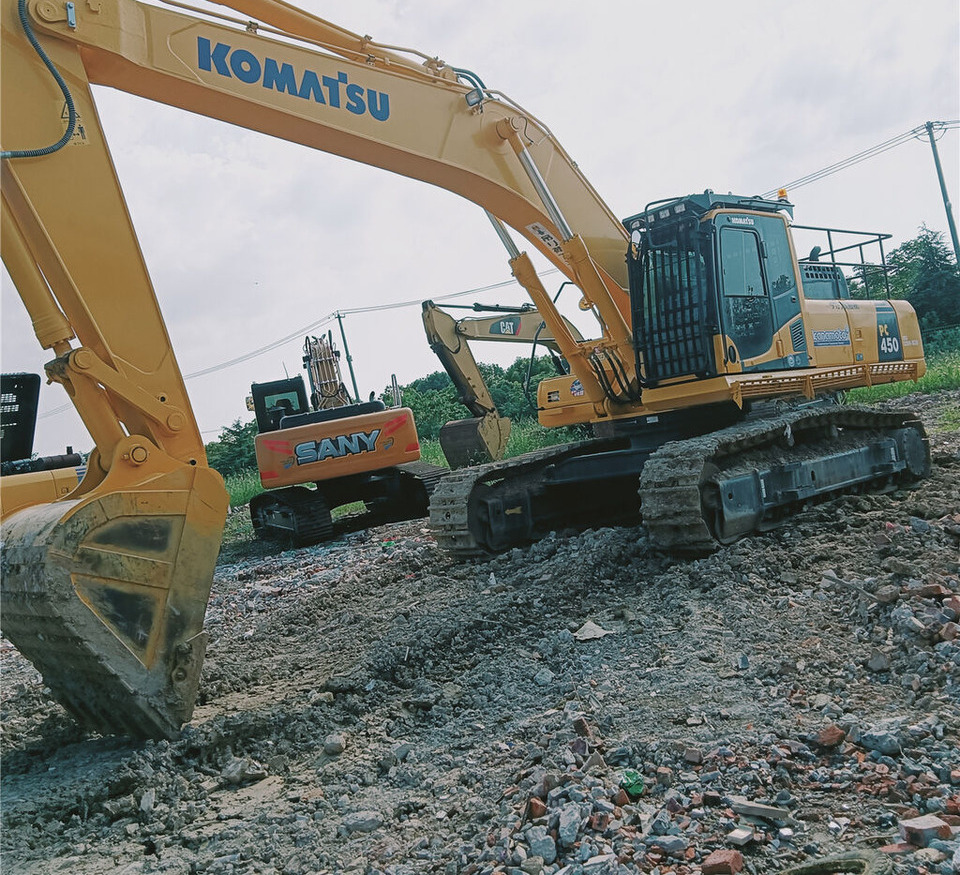 Komatsu PC450-8 - Excavadora de cadenas: foto 1 Komatsu PC450-8 - Excavadora de cadenas: foto 1