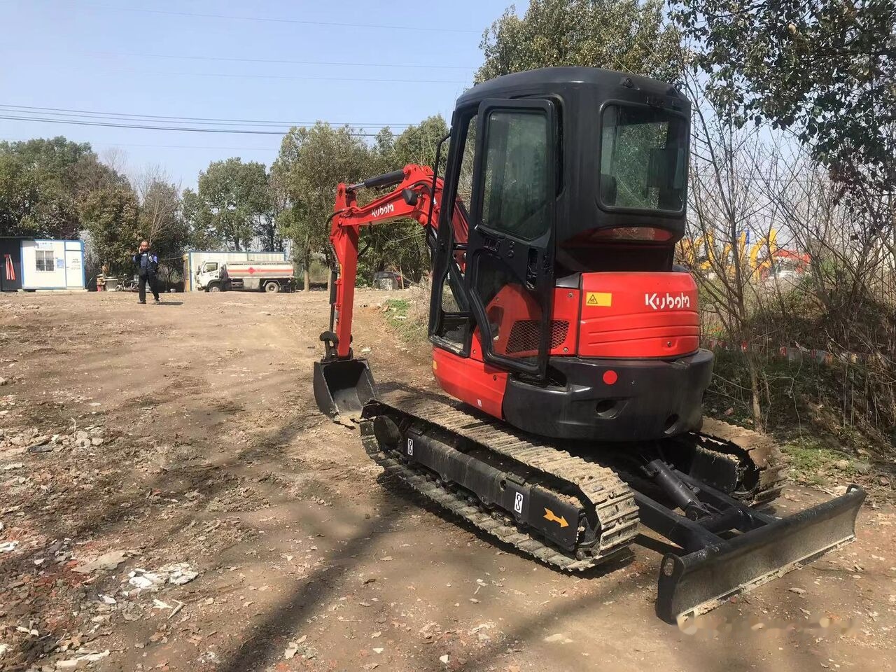 Kubota U35 - Excavadora de cadenas: foto 1 Kubota U35 - Excavadora de cadenas: foto 1