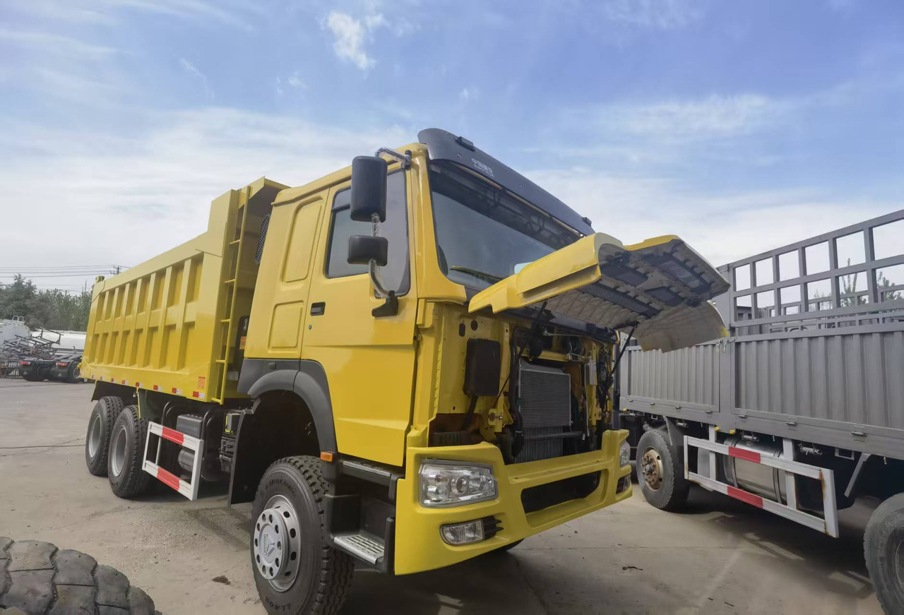 Sinotruk HOWO 371 Dump truck - Camión volquete: foto 1 Sinotruk HOWO 371 Dump truck - Camión volquete: foto 1
