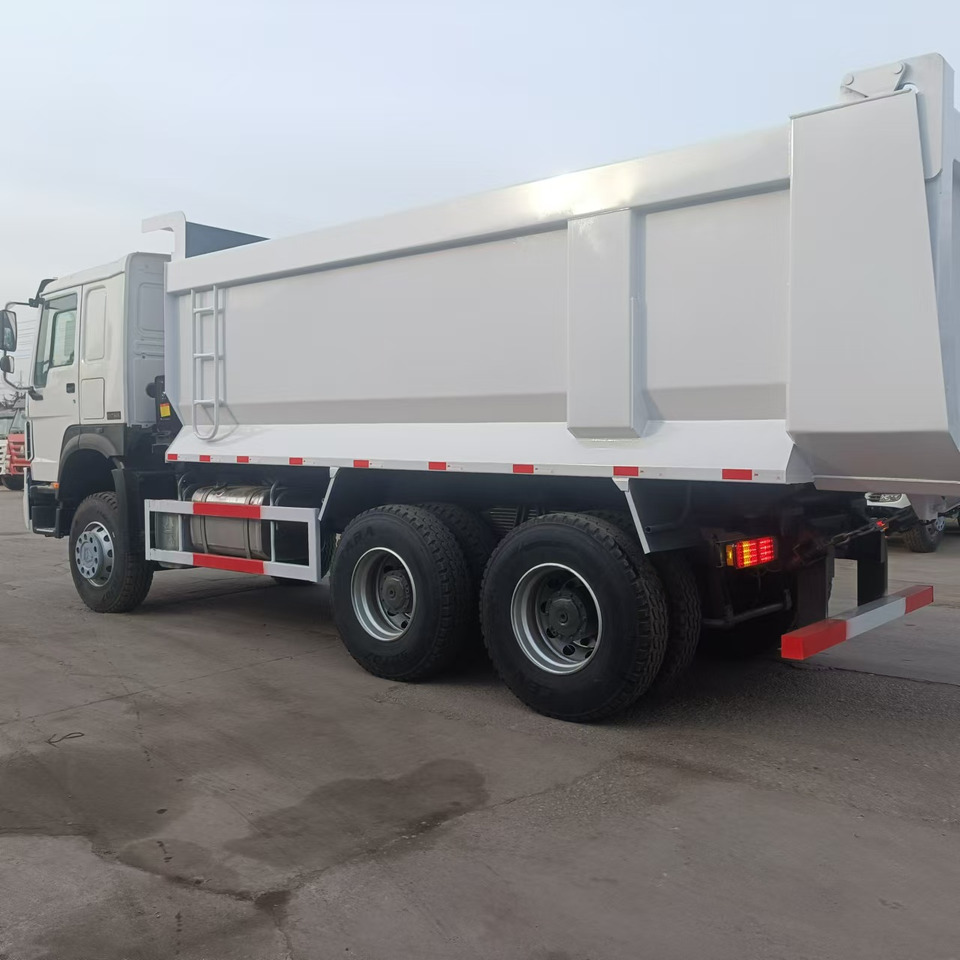 Camión volquete Sinotruk HOWO 371 Dump truck: foto 7