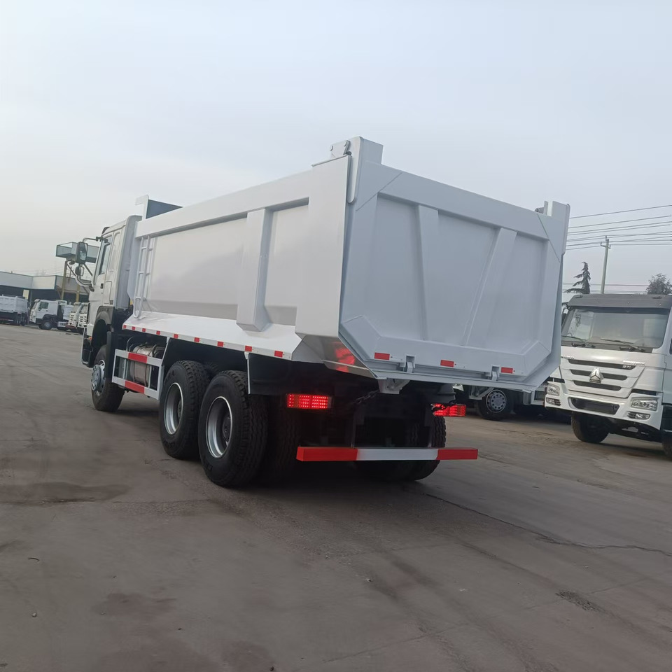 Sinotruk HOWO 371 Dump truck - Camión volquete: foto 4 Sinotruk HOWO 371 Dump truck - Camión volquete: foto 4
