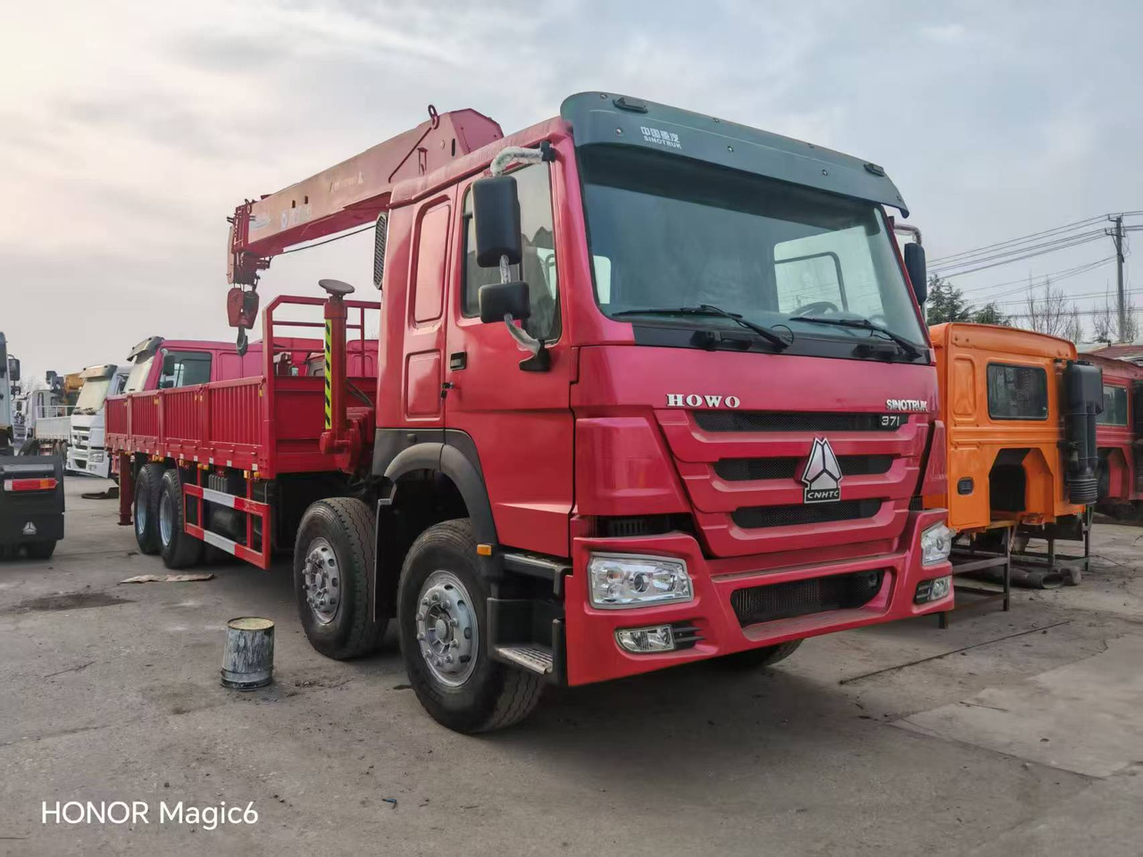 Sinotruk HOWO 8*4 Mobile crane - Autogrúa: foto 2 Sinotruk HOWO 8*4 Mobile crane - Autogrúa: foto 2