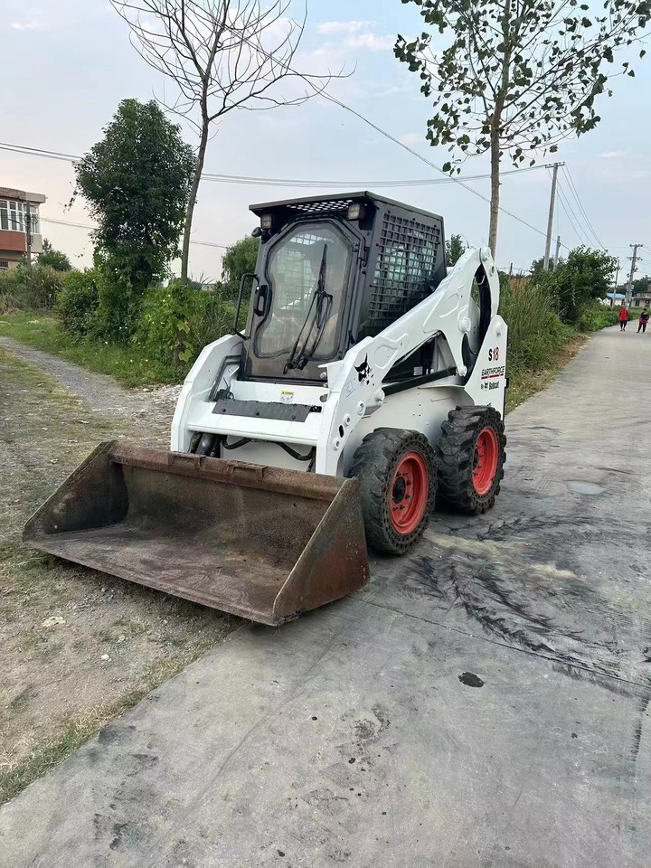 BOBCAT S18 S450 S550 T770 - Minicargadora: foto 3 BOBCAT S18 S450 S550 T770 - Minicargadora: foto 3