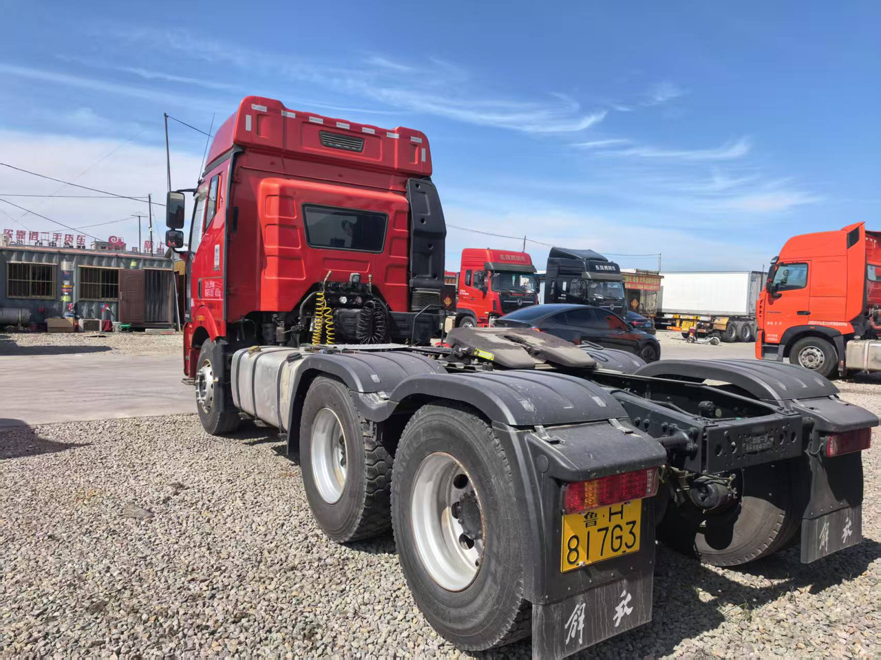 Cabeza tractora FAW JIEFANG TRACTOR HEAD: foto 6 Cabeza tractora FAW JIEFANG TRACTOR HEAD: foto 6