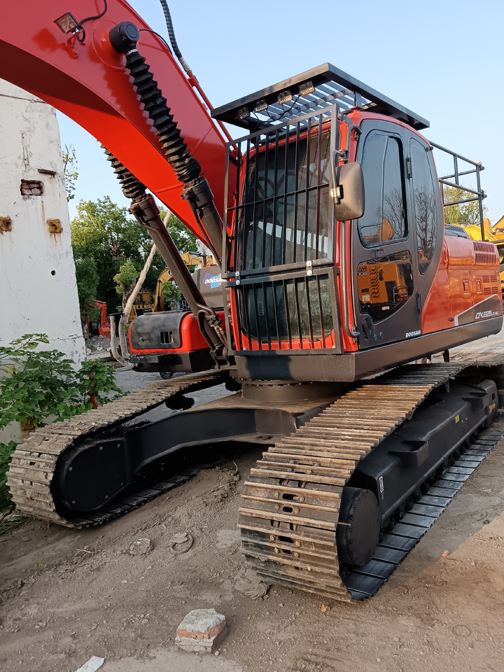 DOOSAN DX225 LC - 9C DX 225 LCA - Excavadora de cadenas: foto 5 DOOSAN DX225 LC - 9C DX 225 LCA - Excavadora de cadenas: foto 5