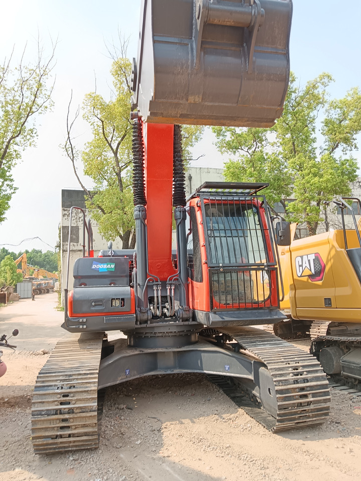 DOOSAN DX225 LCA DX 225 LC-9C DX300 DX340 - Excavadora de cadenas: foto 4 DOOSAN DX225 LCA DX 225 LC-9C DX300 DX340 - Excavadora de cadenas: foto 4