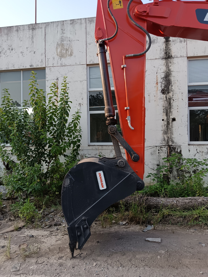 DOOSAN DX225LC-9C CHINA BIGGEST SUPPLIER - Excavadora de cadenas: foto 3 DOOSAN DX225LC-9C CHINA BIGGEST SUPPLIER - Excavadora de cadenas: foto 3