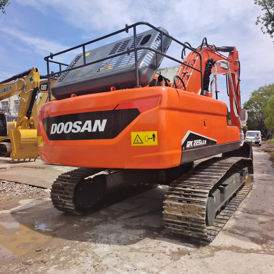 DOOSAN DX225LCA - Excavadora de cadenas: foto 3 DOOSAN DX225LCA - Excavadora de cadenas: foto 3