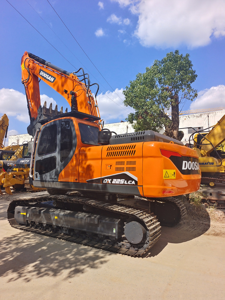 DOOSAN DX225LCA DX225 LC-9C - Excavadora de cadenas: foto 1 DOOSAN DX225LCA DX225 LC-9C - Excavadora de cadenas: foto 1