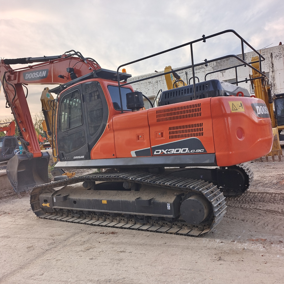 DOOSAN DX300 LC-9C DX300 LCA DX 340 LC-9C DX340 LCA - Excavadora de cadenas: foto 1 DOOSAN DX300 LC-9C DX300 LCA DX 340 LC-9C DX340 LCA - Excavadora de cadenas: foto 1