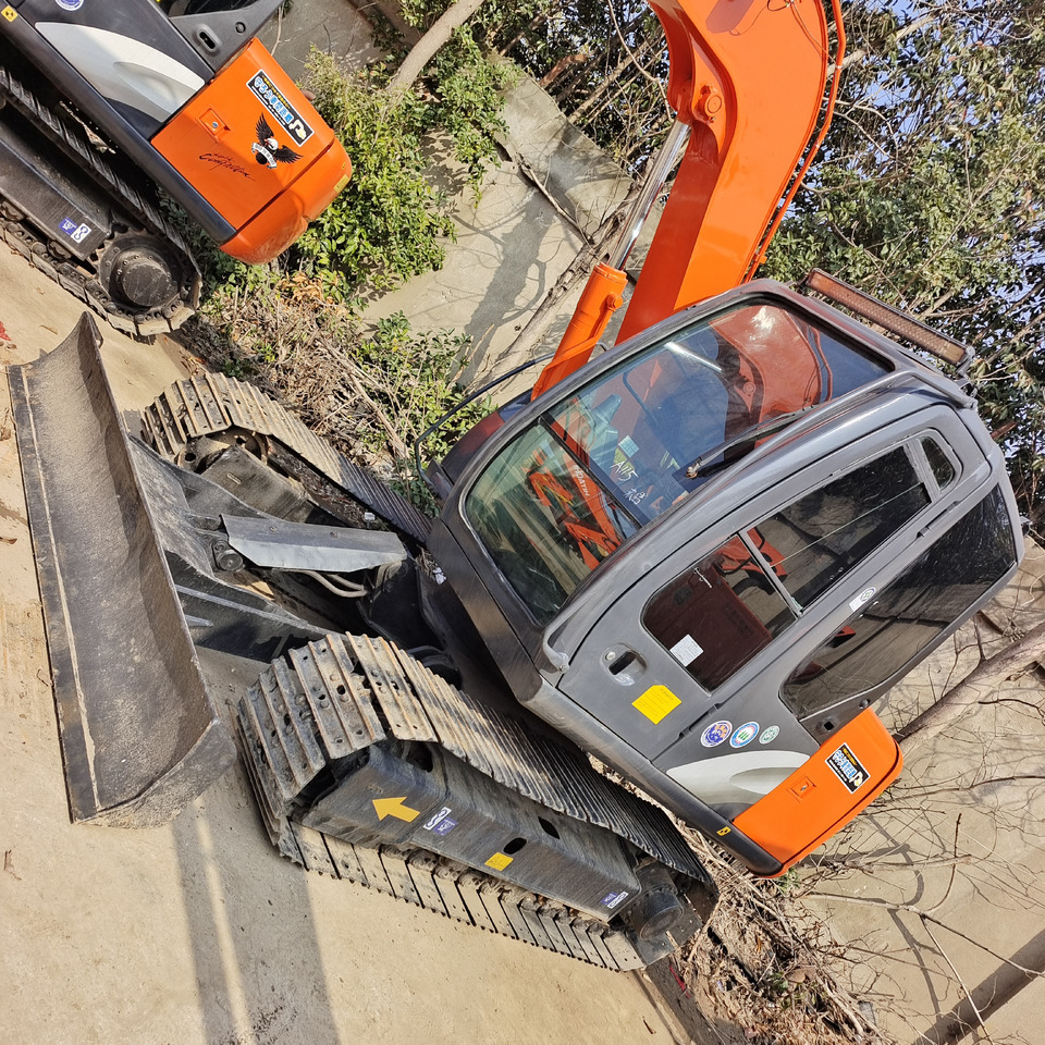 HITACHI ZX 70 - Miniexcavadora: foto 4 HITACHI ZX 70 - Miniexcavadora: foto 4