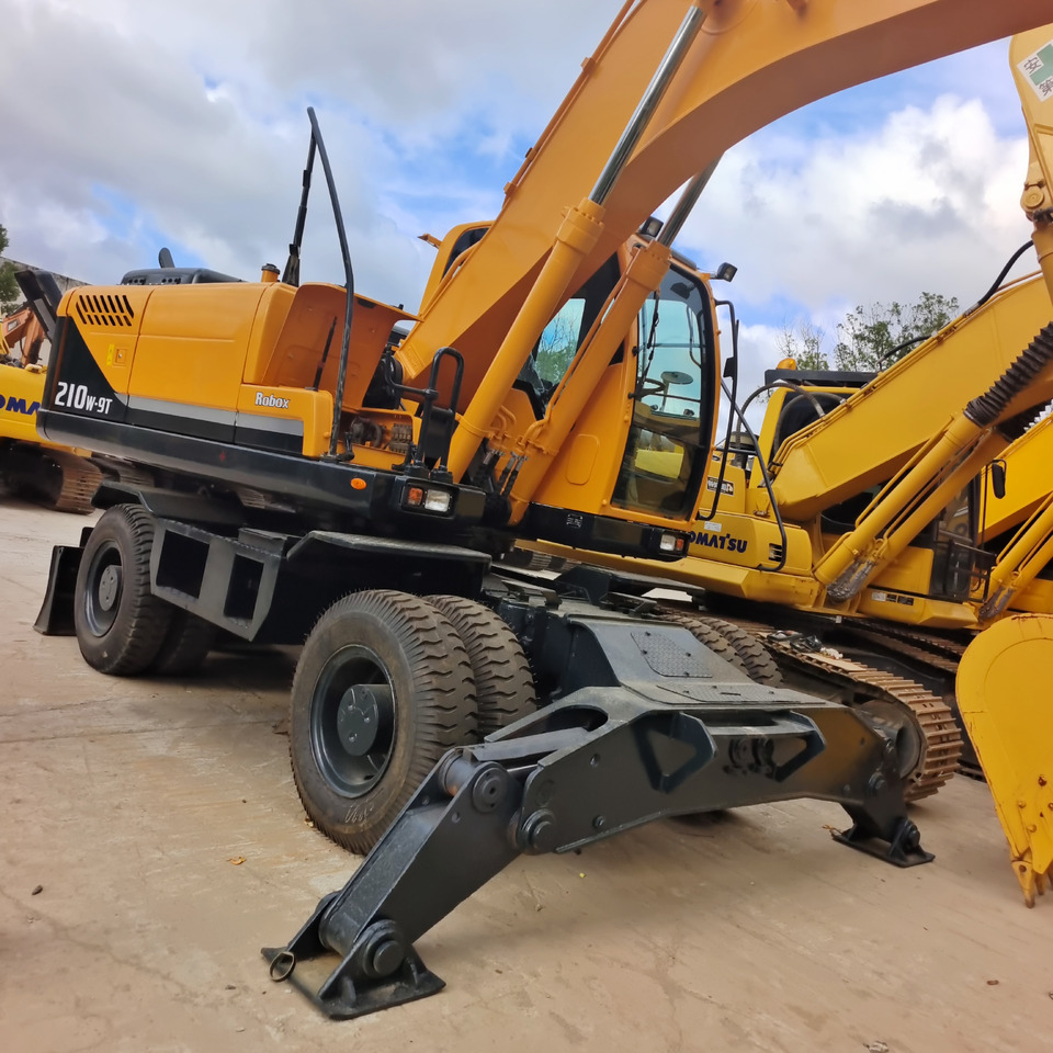Excavadora de ruedas HYUNDAI ROBEX 210W - 9T: foto 9