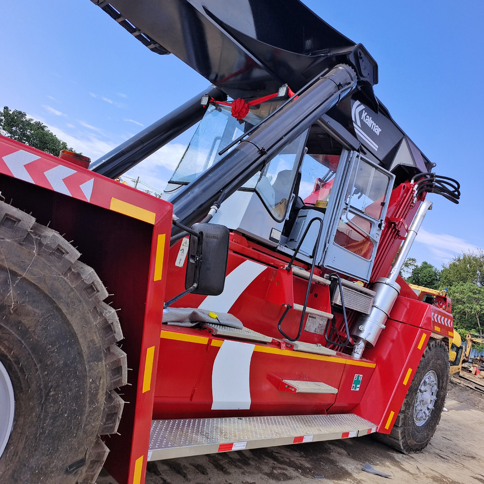 KALMAR DRF450 45 TON REACH STACKER DRT450 DRU450 DRD 450 - Reach stacker: foto 3 KALMAR DRF450 45 TON REACH STACKER DRT450 DRU450 DRD 450 - Reach stacker: foto 3