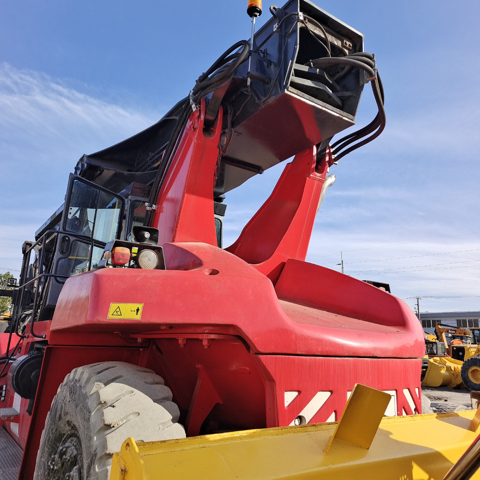 Reach stacker KALMAR DRT450: foto 9 Reach stacker KALMAR DRT450: foto 9