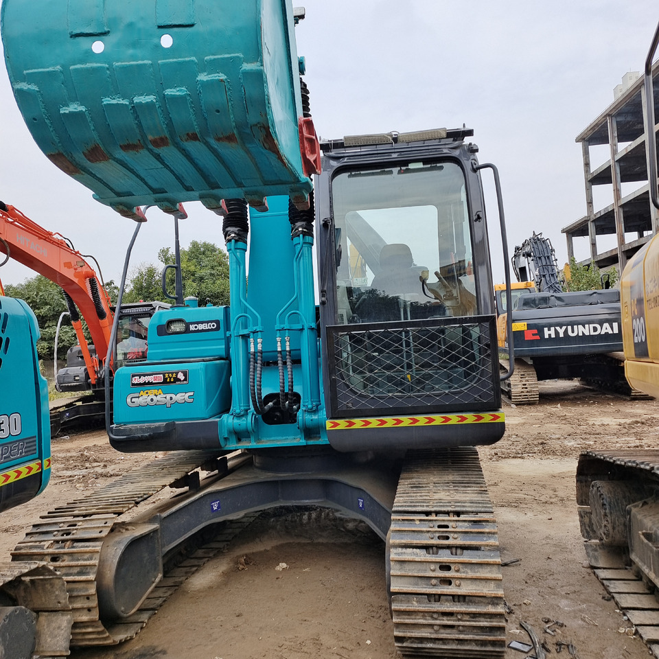 KOBELCO SK140 SK 140 - Excavadora de cadenas: foto 2 KOBELCO SK140 SK 140 - Excavadora de cadenas: foto 2